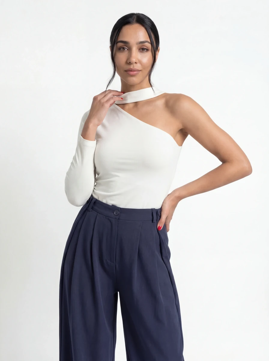 بلوزة أوف شولدر بيضاء