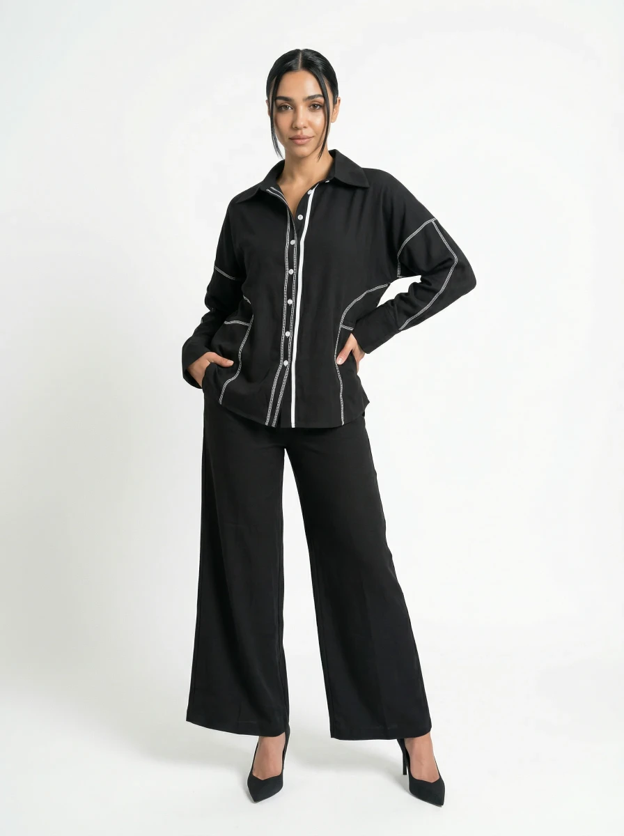 طقم سترايب اسود